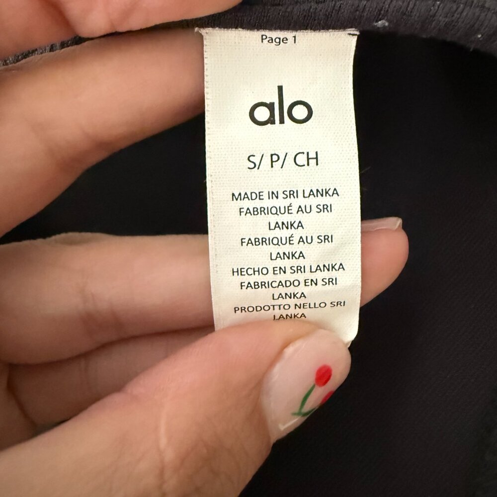 ALO | Seamless Ribbed Bra - Picture 3 of 3